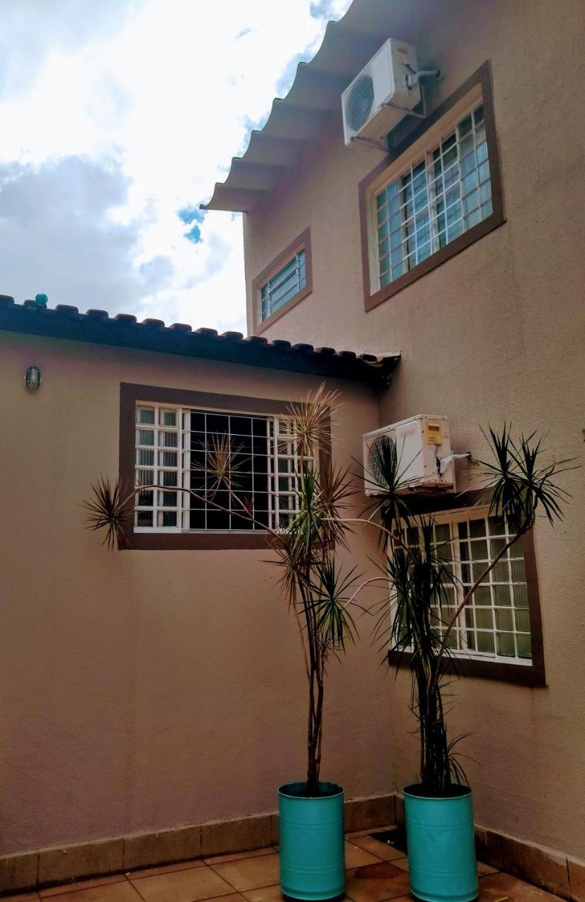 Home Guesthouse Campo Grande  Luaran gambar